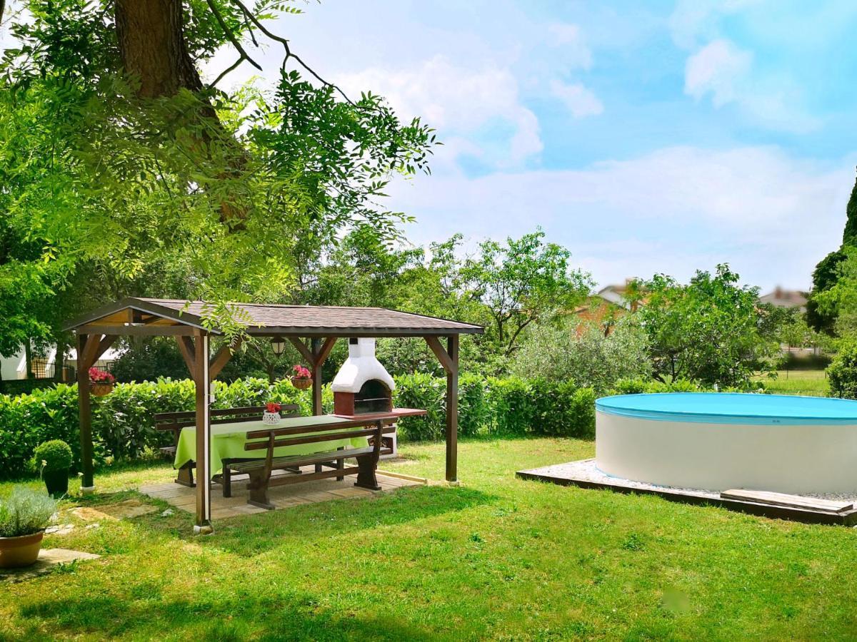 Holiday Home Sara - Prc136 By Interhome Πόρετς Εξωτερικό φωτογραφία
